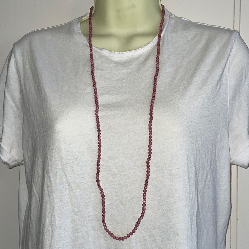 ‎Lavender & pink stone bead necklace
